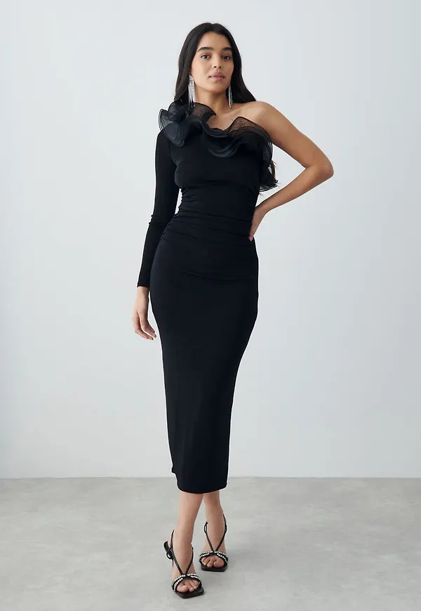 Ruffle maxi dress