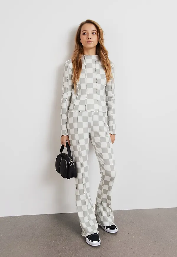 S baby lock trousers