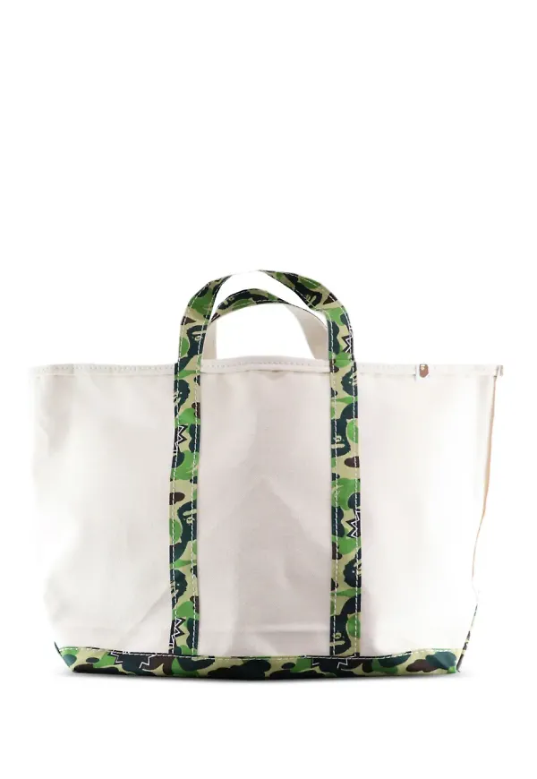 SAINT MXXXXXX x BAPE kamouflagemönstrad totebag - Vit