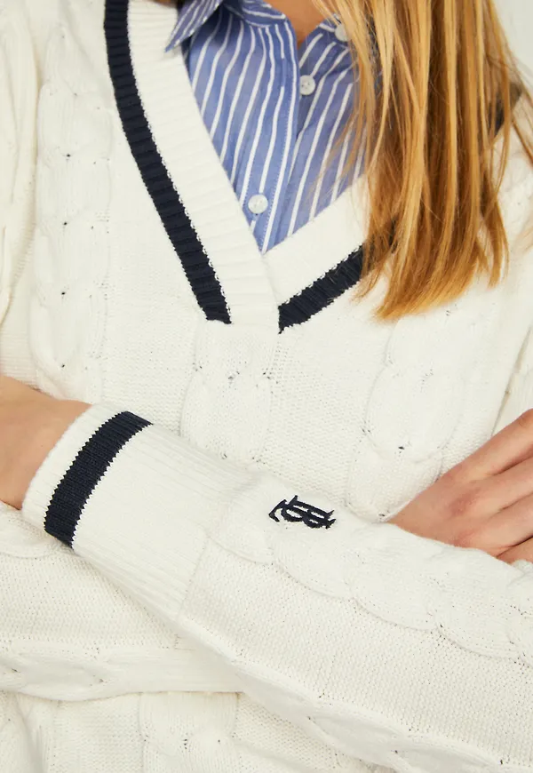 Sally v-neck knit
