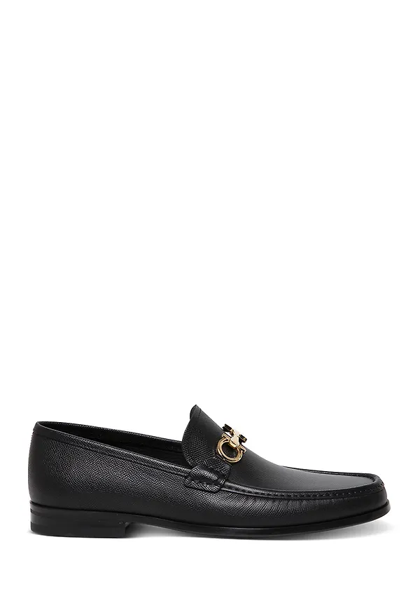 Salvatore Ferragamo - Loafers - Svart - Dam - Storlek: 35 EU