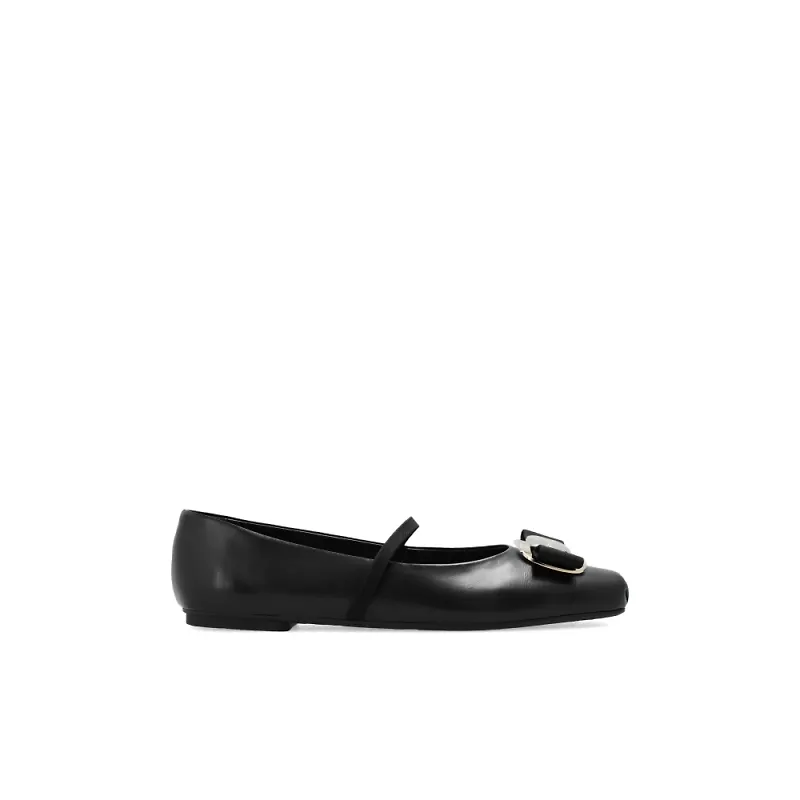 Salvatore Ferragamo, Skor, Dam, 39 EU, Läder, Zina Ballerinaskor