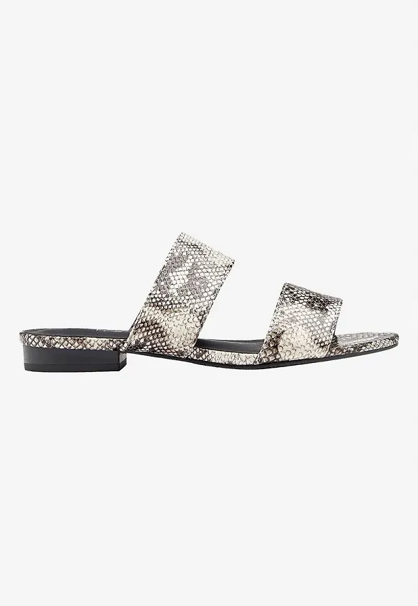 Sandal