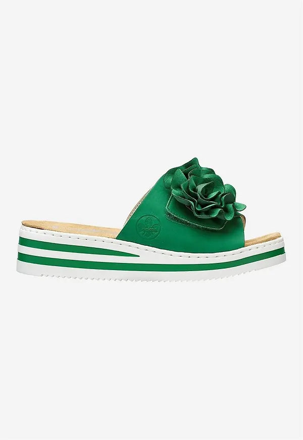 Sandal med kilklack
