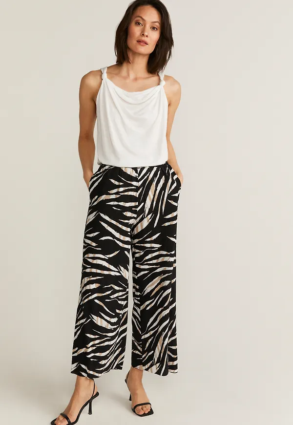 Sandy trousers