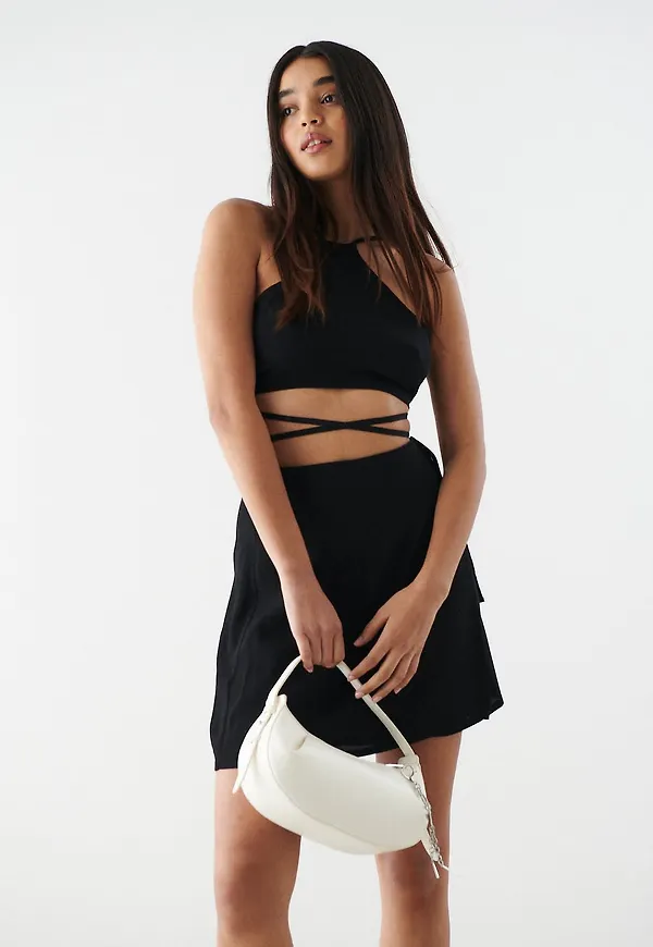 Sara wrap skirt