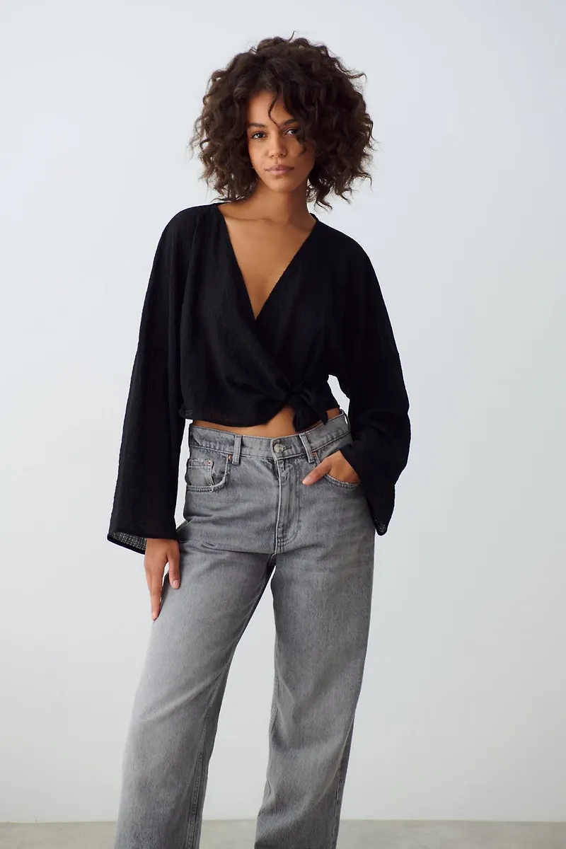 Sarah wrap blouse