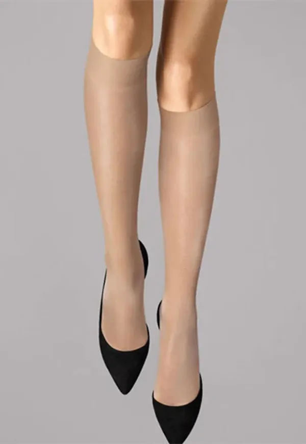 Satin Touch 20 Knee-highs