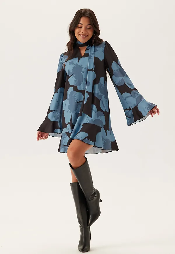 Scarf L/S Dress