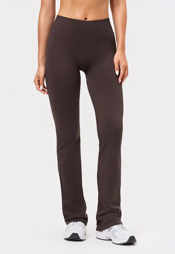 Seamless Contour Ribbed Bootcut Tights