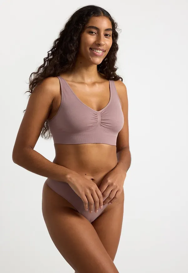 Seamless soft bh
