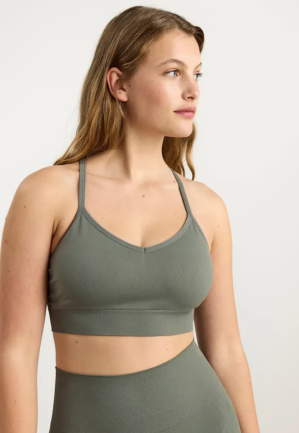 Seamless sport bh light support