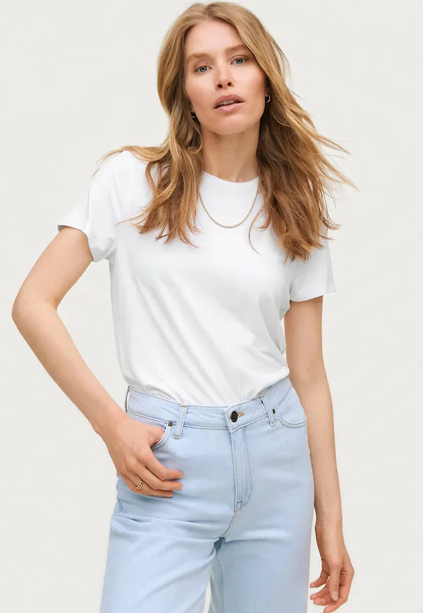 Second Female - Topp Ello New SS Tee - Vit