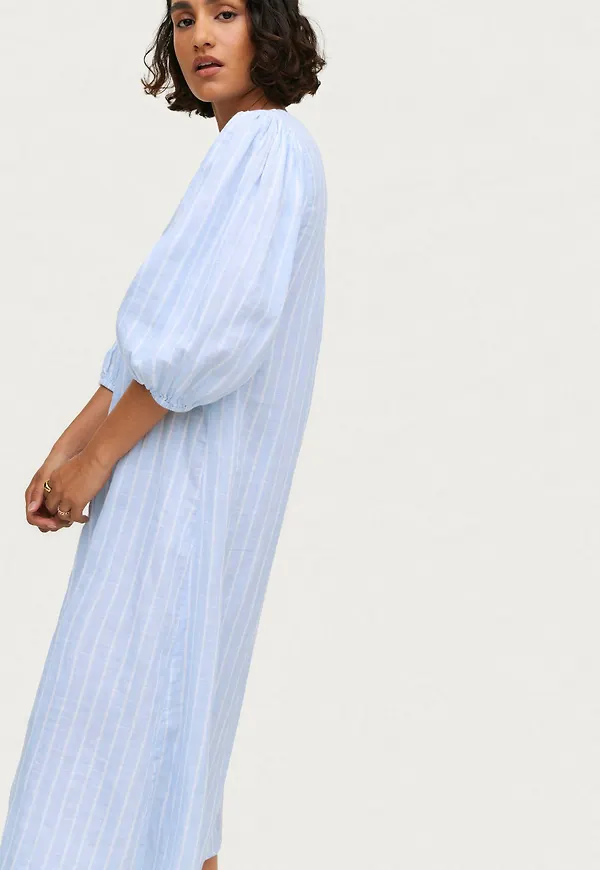 Selected FEMME - Klänning slfHelina - Blå