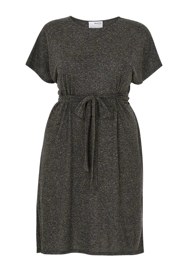 Selected FEMME - Klänning SLFIVY SS BAT SLEEVE KNEE DRESS M C - Svart