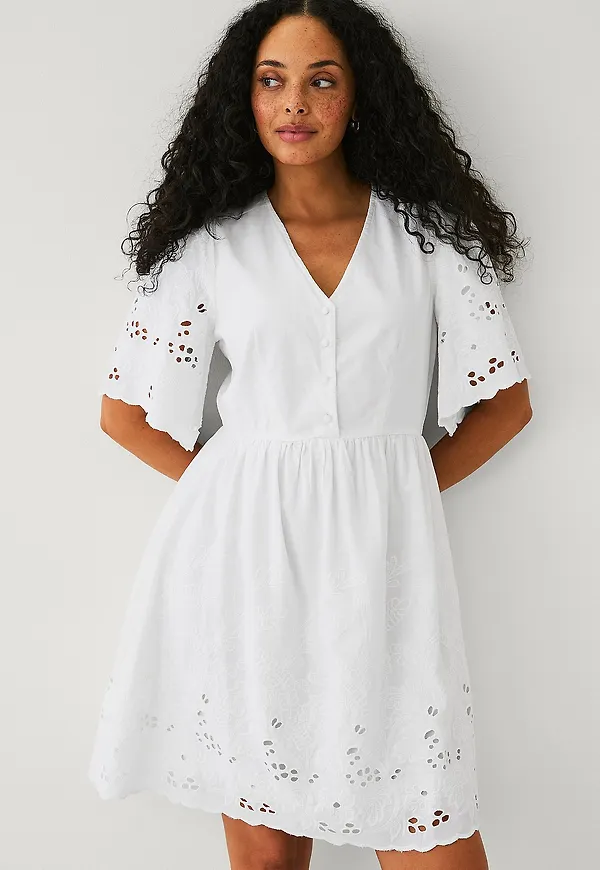Selected Women - Klänning slfDahlia SS Short Broderi Dress - Vit – Ellos