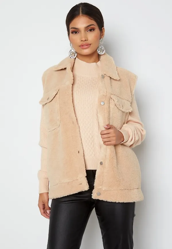 SELECTED FEMME Jany Teddy Vest Sandshell 38