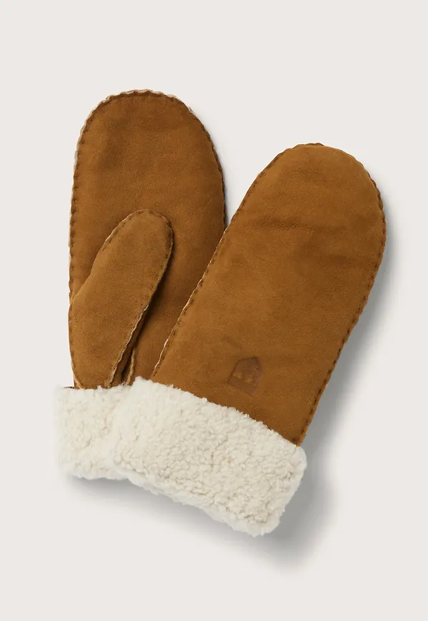 Sheepskin mitt