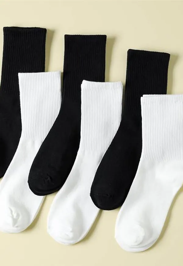 Shein 6pairs Solid Crew Socks
