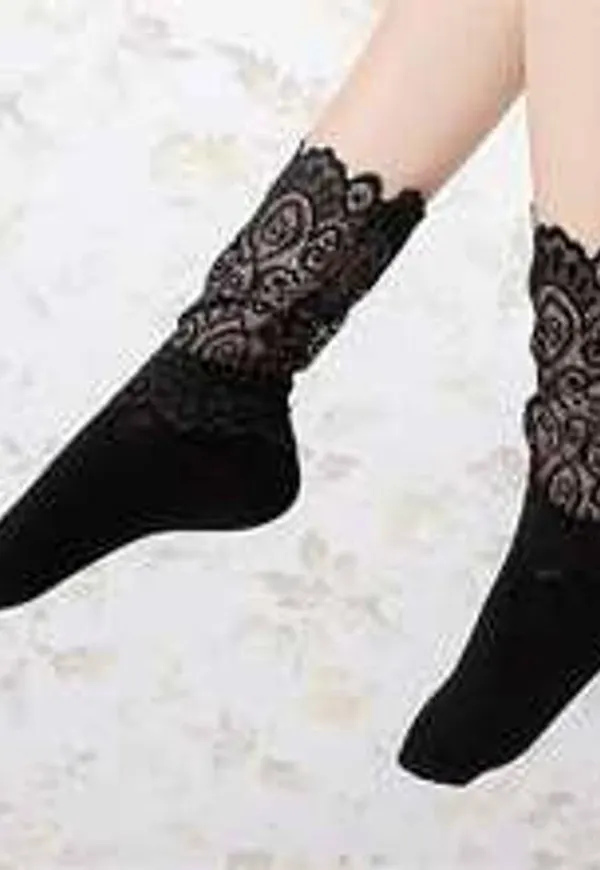 Shein Contrast Lace Crew Socks
