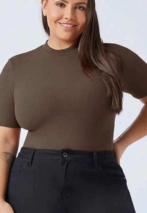 Shein Plus Solid Slim Fit Tee