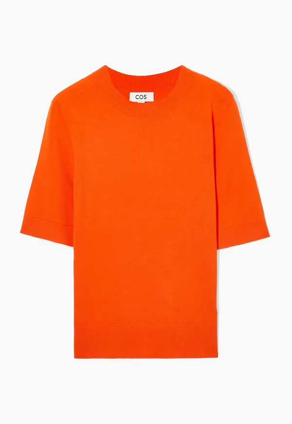 SHORT-SLEEVE KNITTED T-SHIRT
