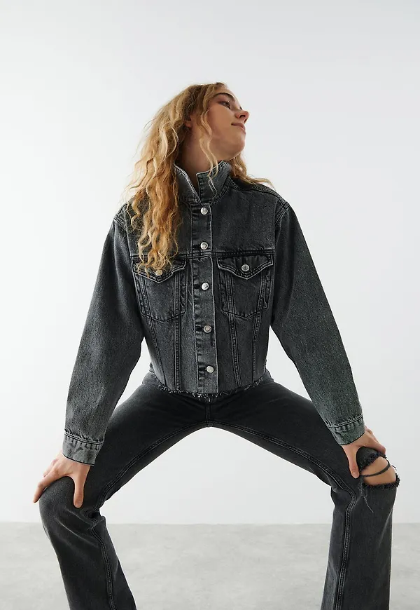 Short denim jacket