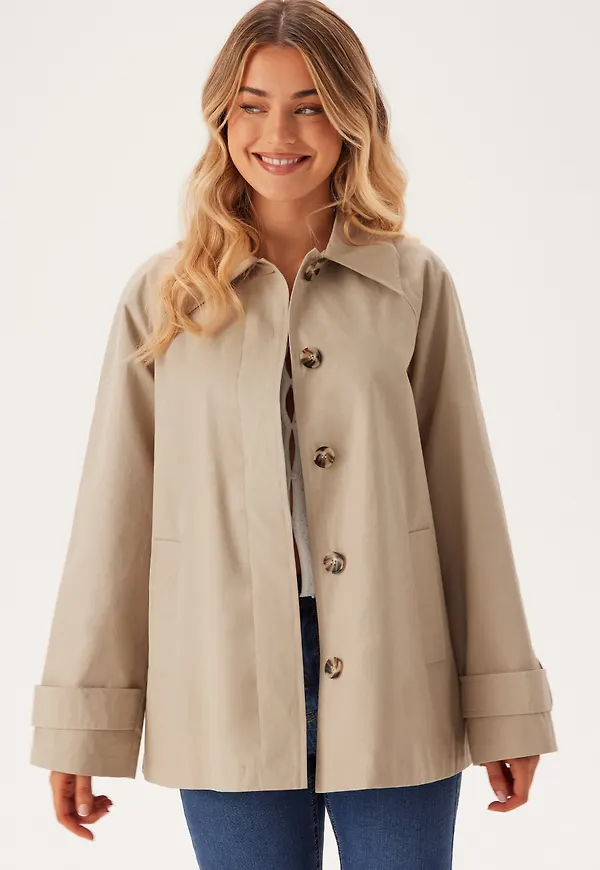 Short Raglan Jacket