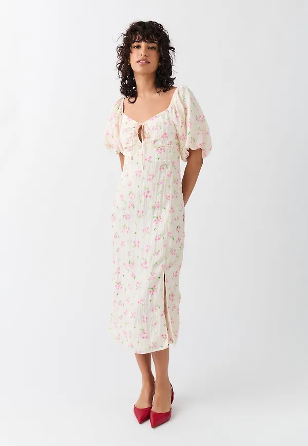 Short sleeve dress