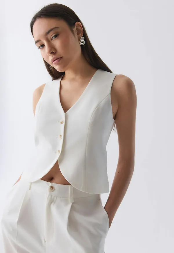 Short v-neck vest