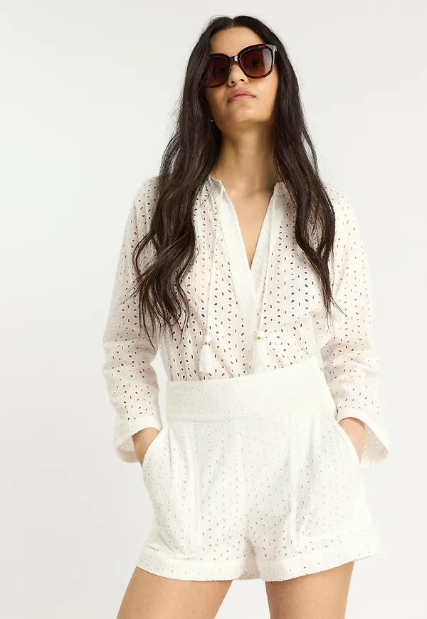 Shorts med broderie anglaise
