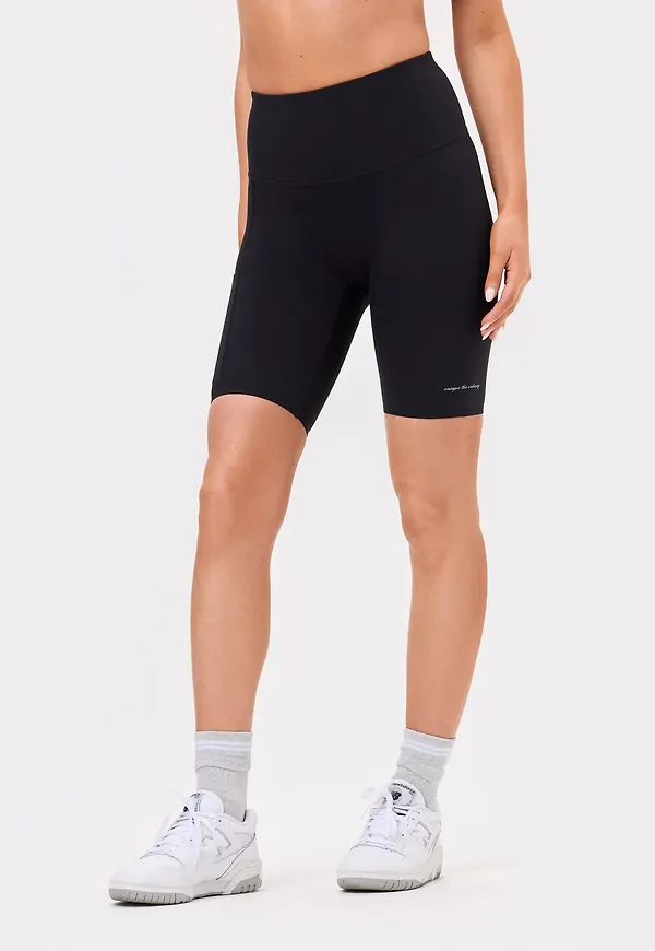 Signature Running Pocket Bike Shorts