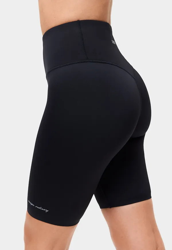 Signature Running Pocket Bike Shorts