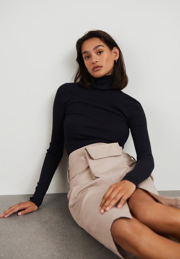 Sigrid knitted top