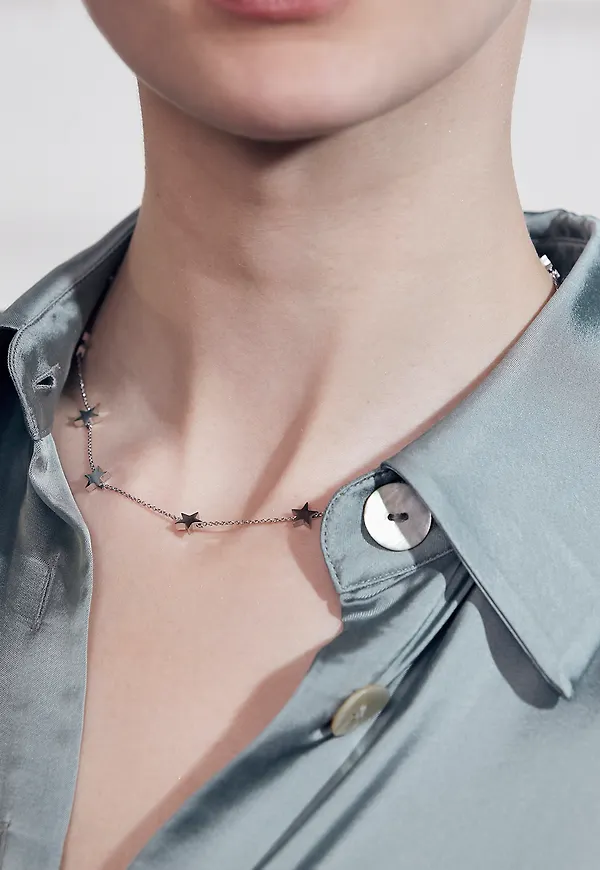Sirius necklace mult