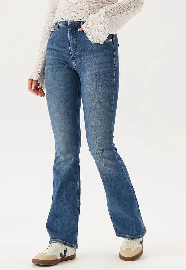 Skinny Bootcut