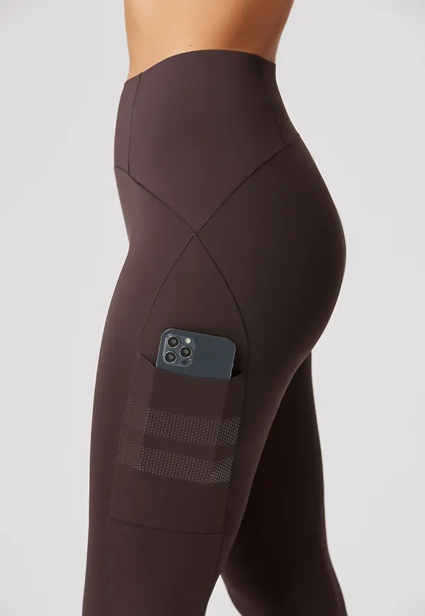 Sleek Pocket Tights