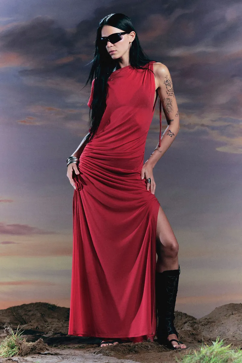 Sleeveless Boat-Neck Maxi Dress