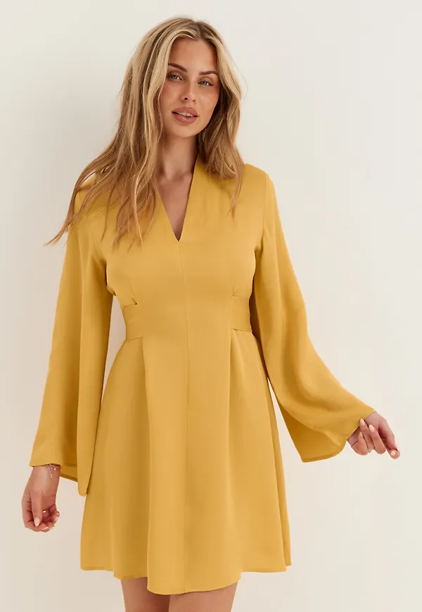 Slflaura Regular Ls Short Dress – Bubbleroom