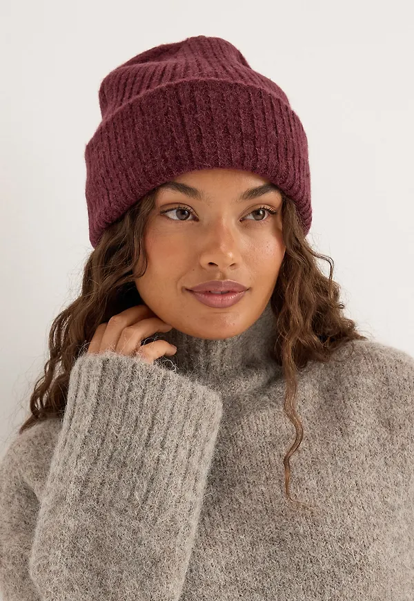Slflulu Wool Blend Knit Beanie
