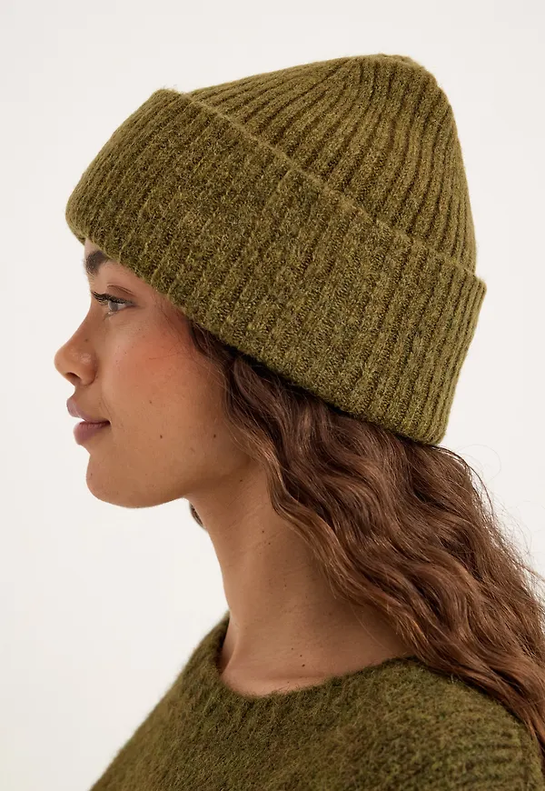 Slflulu Wool Blend Knit Beanie