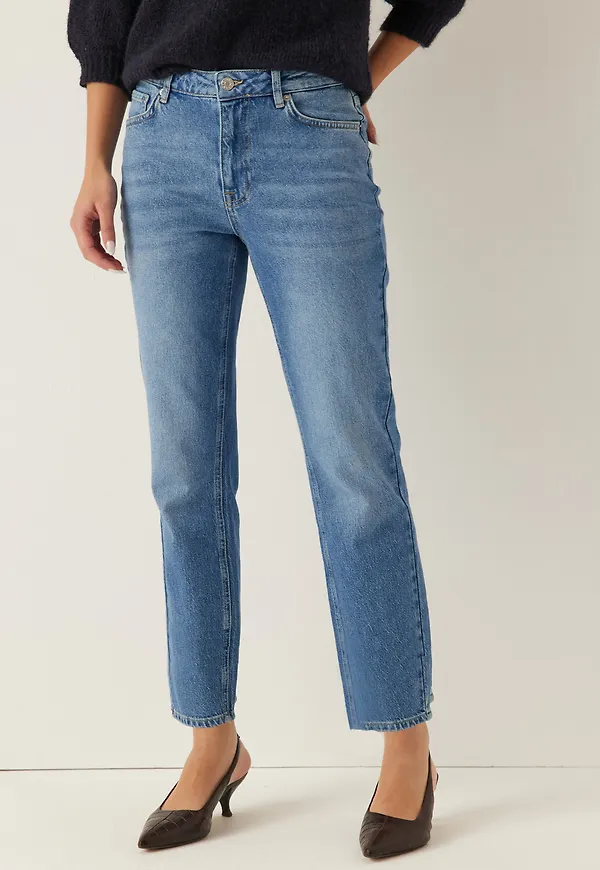 Slim Ankle Jeans