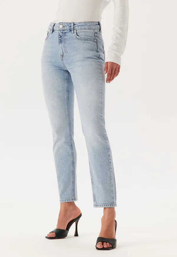 Slim Ankle Jeans