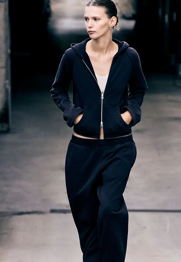 Slim fit hoodie