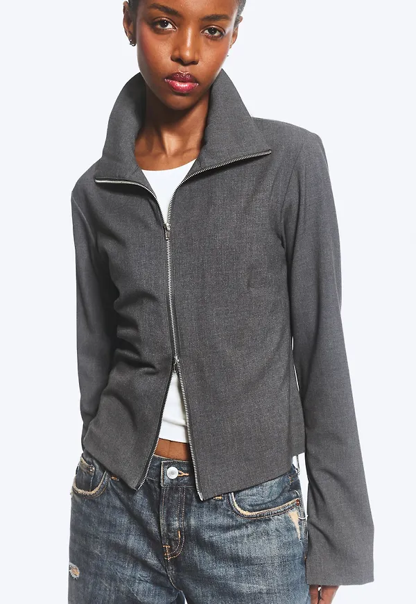 Slim Long-Sleeved Zip Shirt