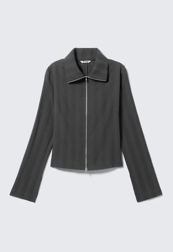 Slim Long-Sleeved Zip Shirt