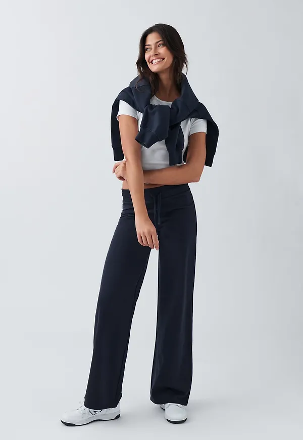 Slim low waist sweatpants