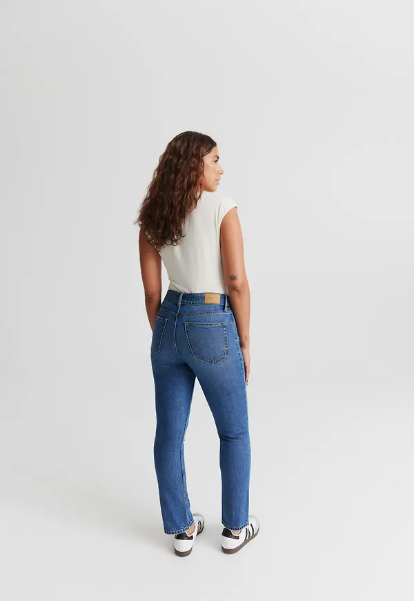 Slim straight jeans