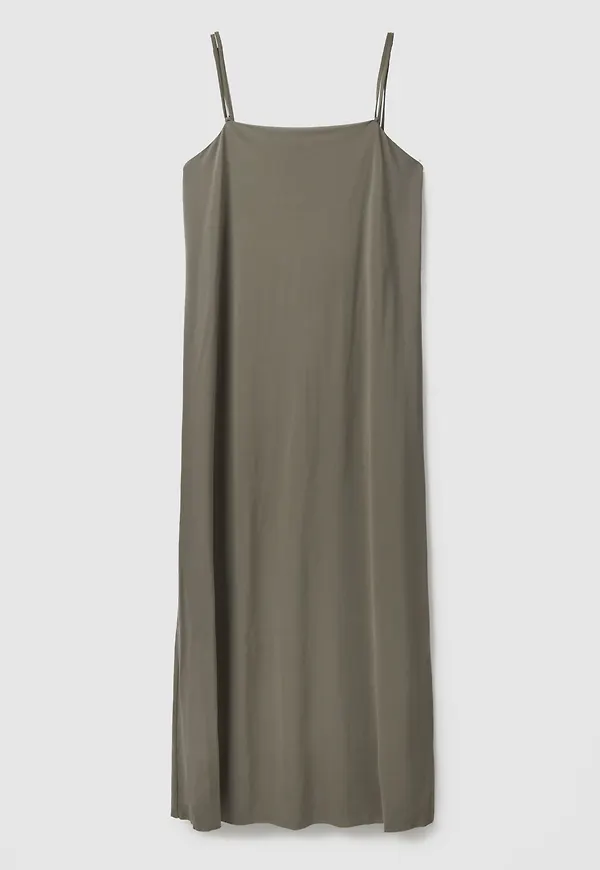 SLIP DRESS