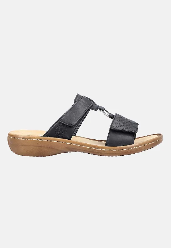 Slip-on skinnsandal med justerbara remmar